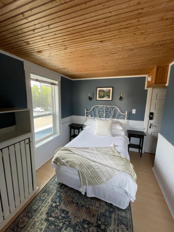 Three Peaks Banff Villa Eksteriør billede