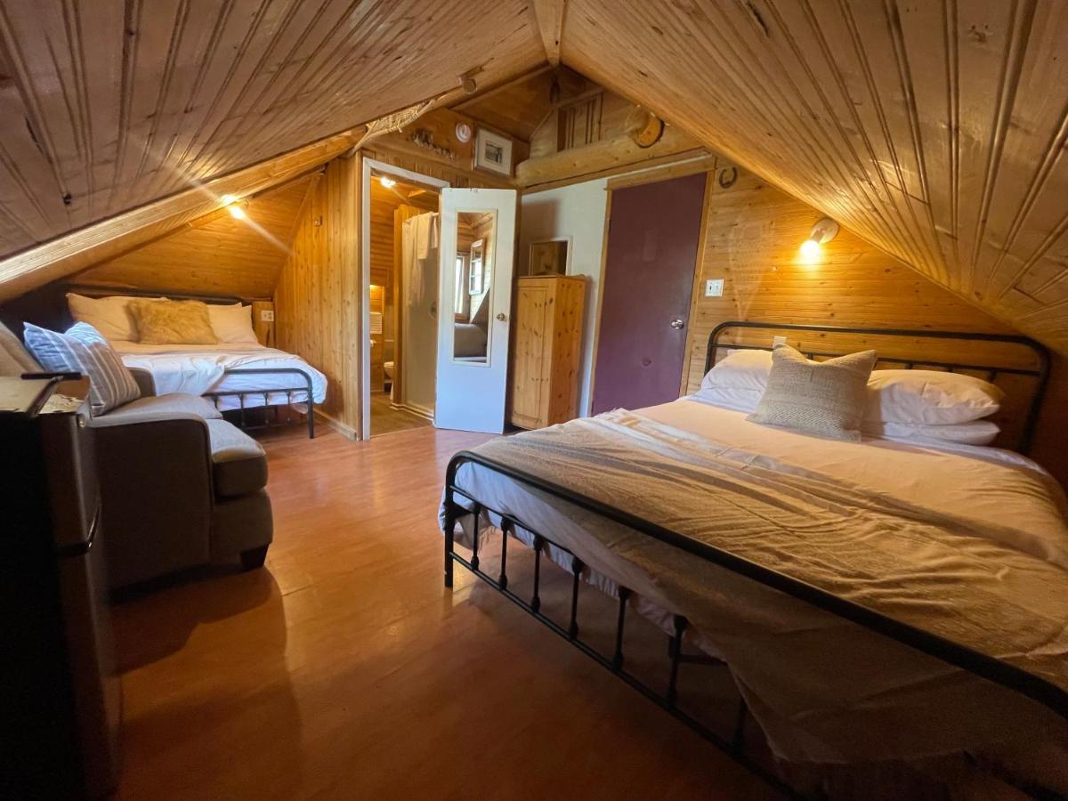 Three Peaks Banff Villa Eksteriør billede